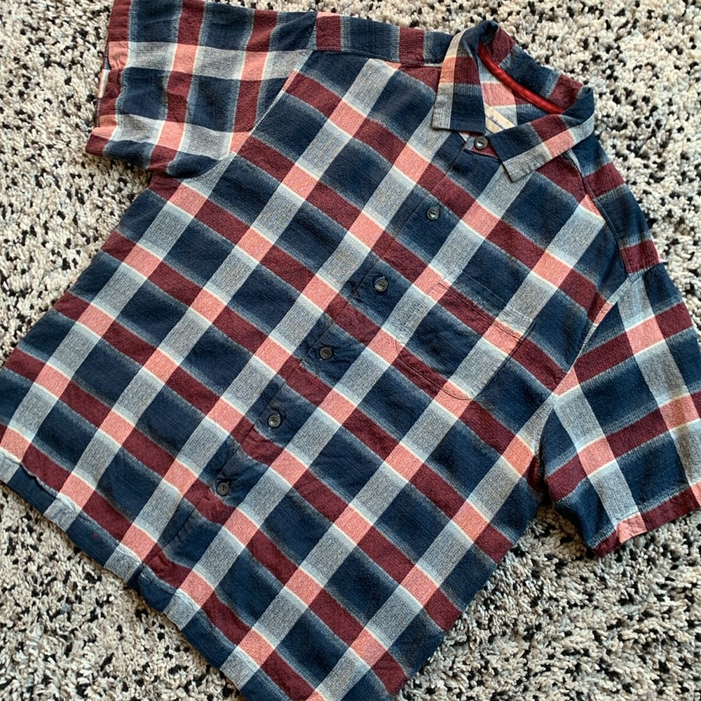 Tommy Bahama 100% Silk Shirt Blue Red Plaid Short Sleeve Button Up Men's Medium - Picture 2 of 15
